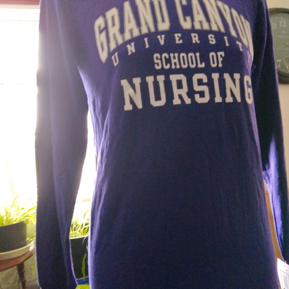 Ladies (small) size pullover long sleeve shirt official Russell Athletic - Picture 4 of 6